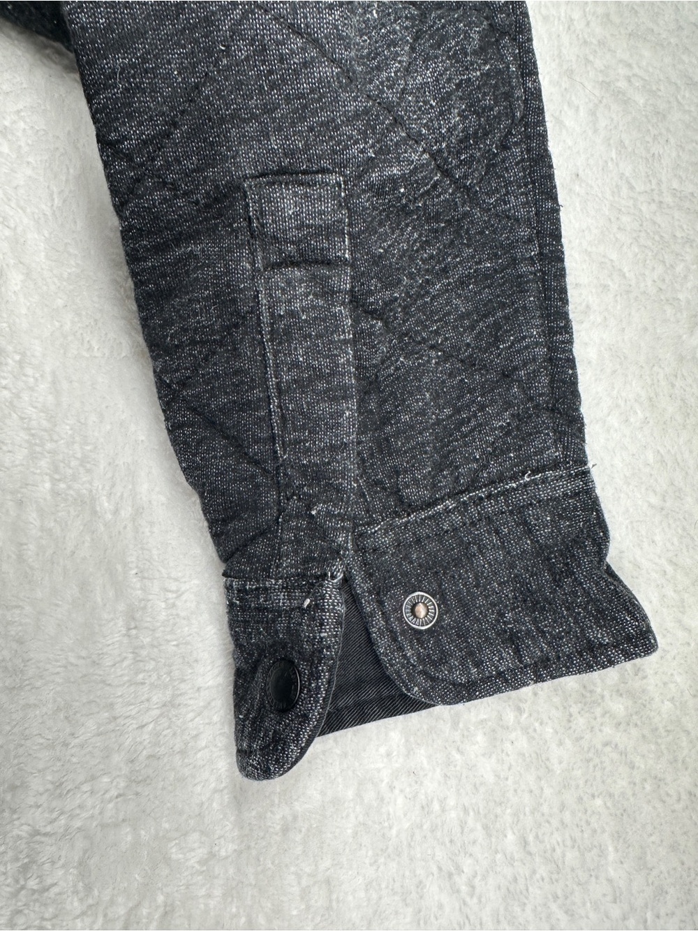 American Eagle Outfitters Black Quilted Button-Down Shirt Jacket - Picture 7 of 9